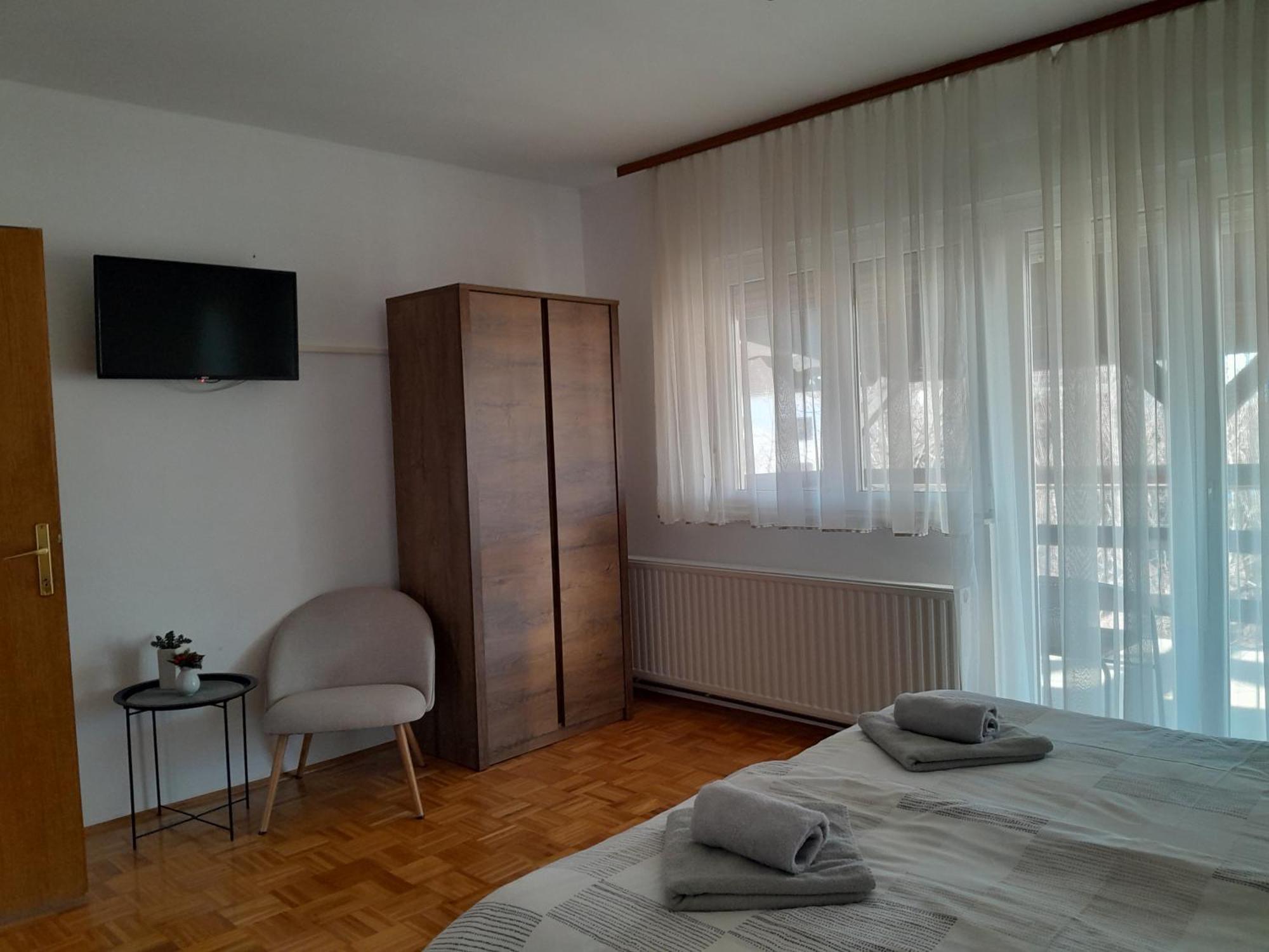 Apartman Kod Dide I Bake ヴコヴァル エクステリア 写真
